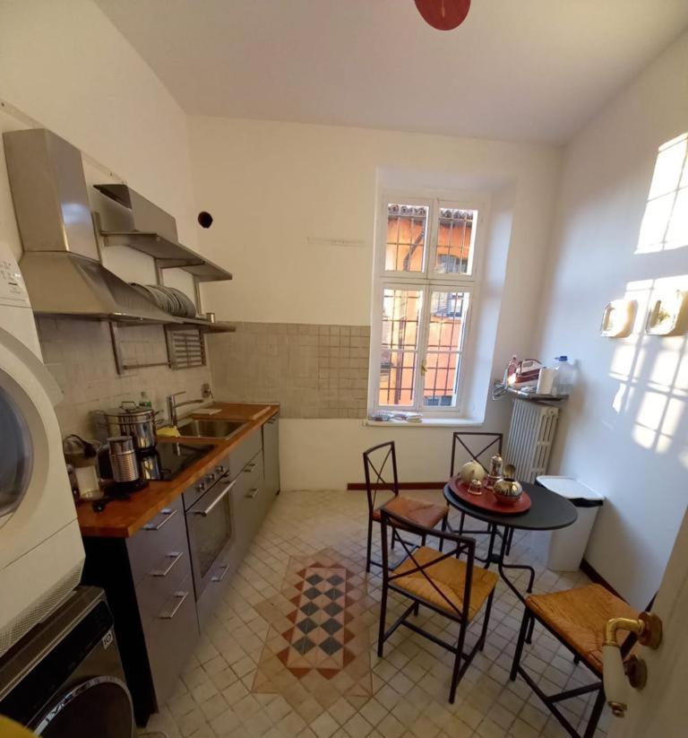 Bed and Breakfast Palazzo Sismonda Corneliano d'Alba Номер фото