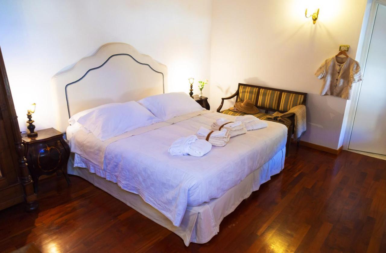 Bed and Breakfast Palazzo Sismonda Corneliano d'Alba Экстерьер фото